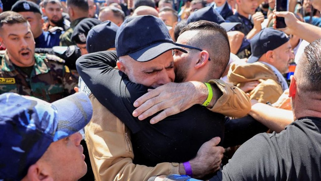 Hamas Baru Bebaskan 13 Sandera Total Kini 20 Orang