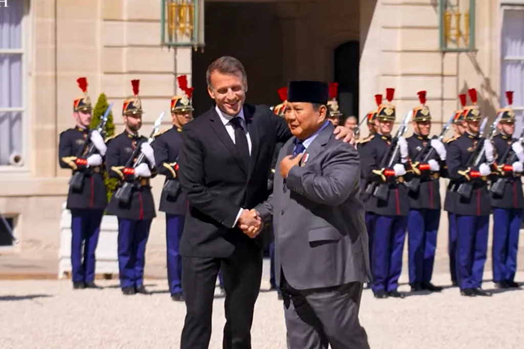 Istana Elysee Sambut Prabowo Pasukan Kehormatan!